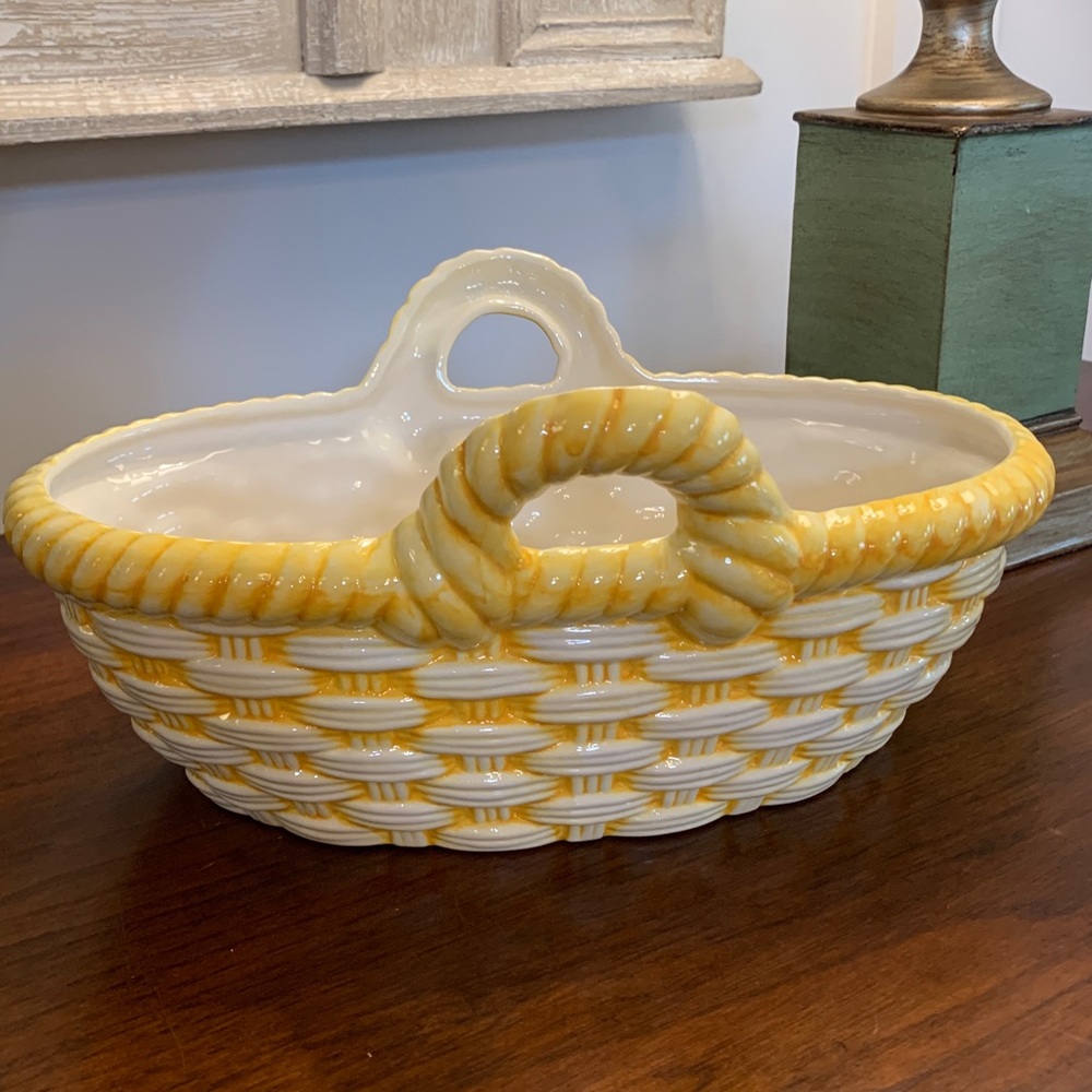 Jay Willfred of Andrea by Sadek, Portugal Hand Painted yellow and white basket